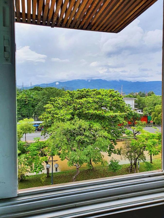 Hotel The Moon House Chiang Mai Zewnętrze zdjęcie