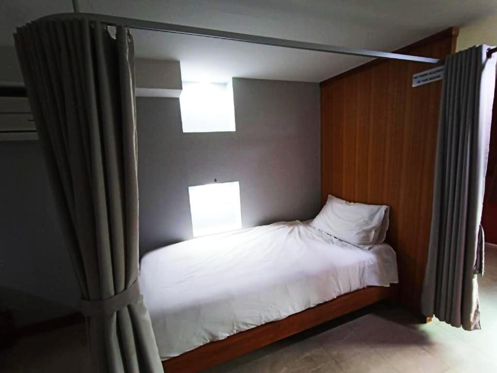 Hotel The Moon House Chiang Mai Zewnętrze zdjęcie